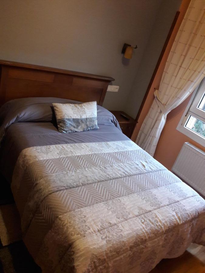 Hotel Los 14 Pravia Zewnętrze zdjęcie
