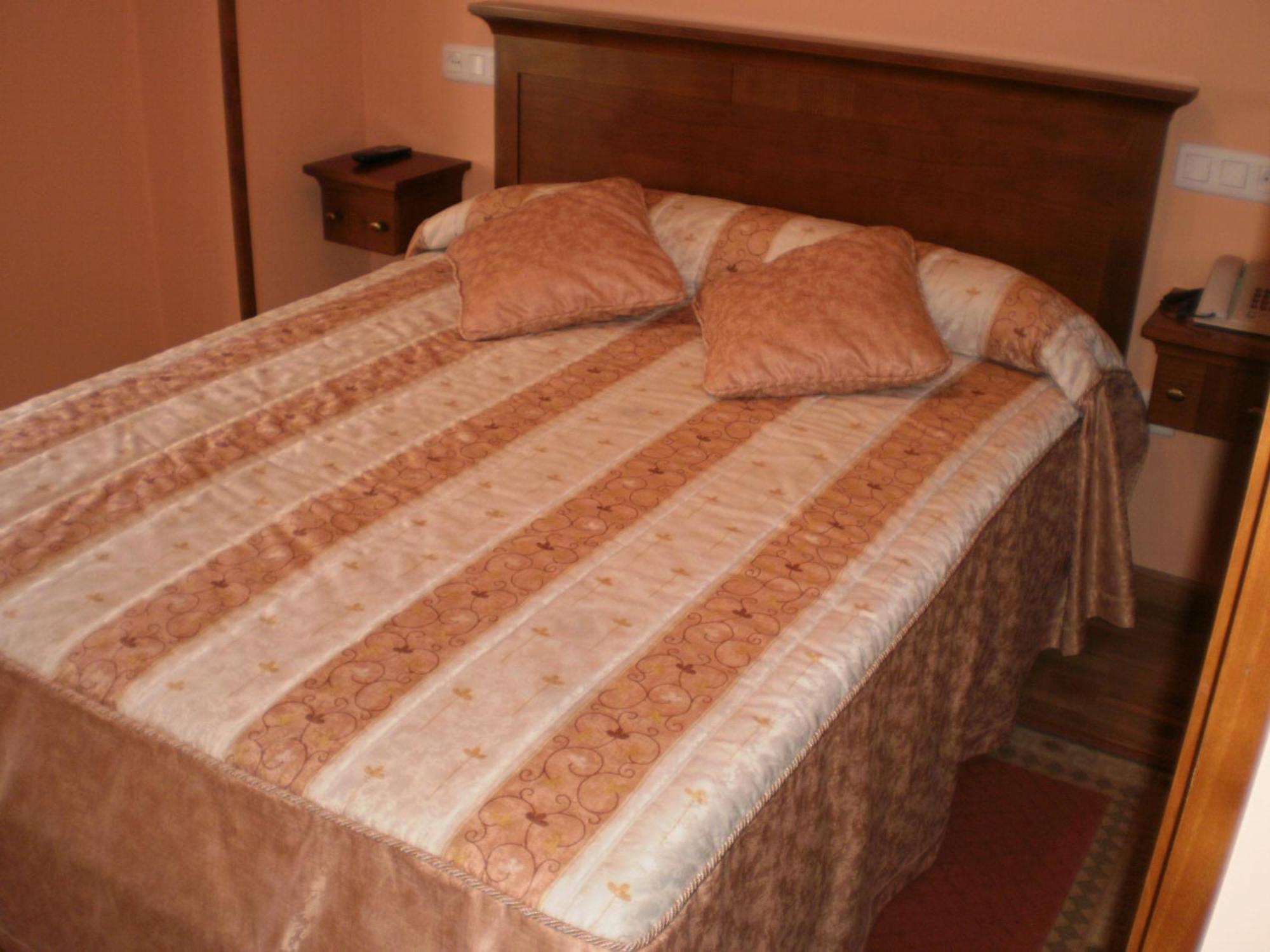 Hotel Los 14 Pravia Pokój zdjęcie