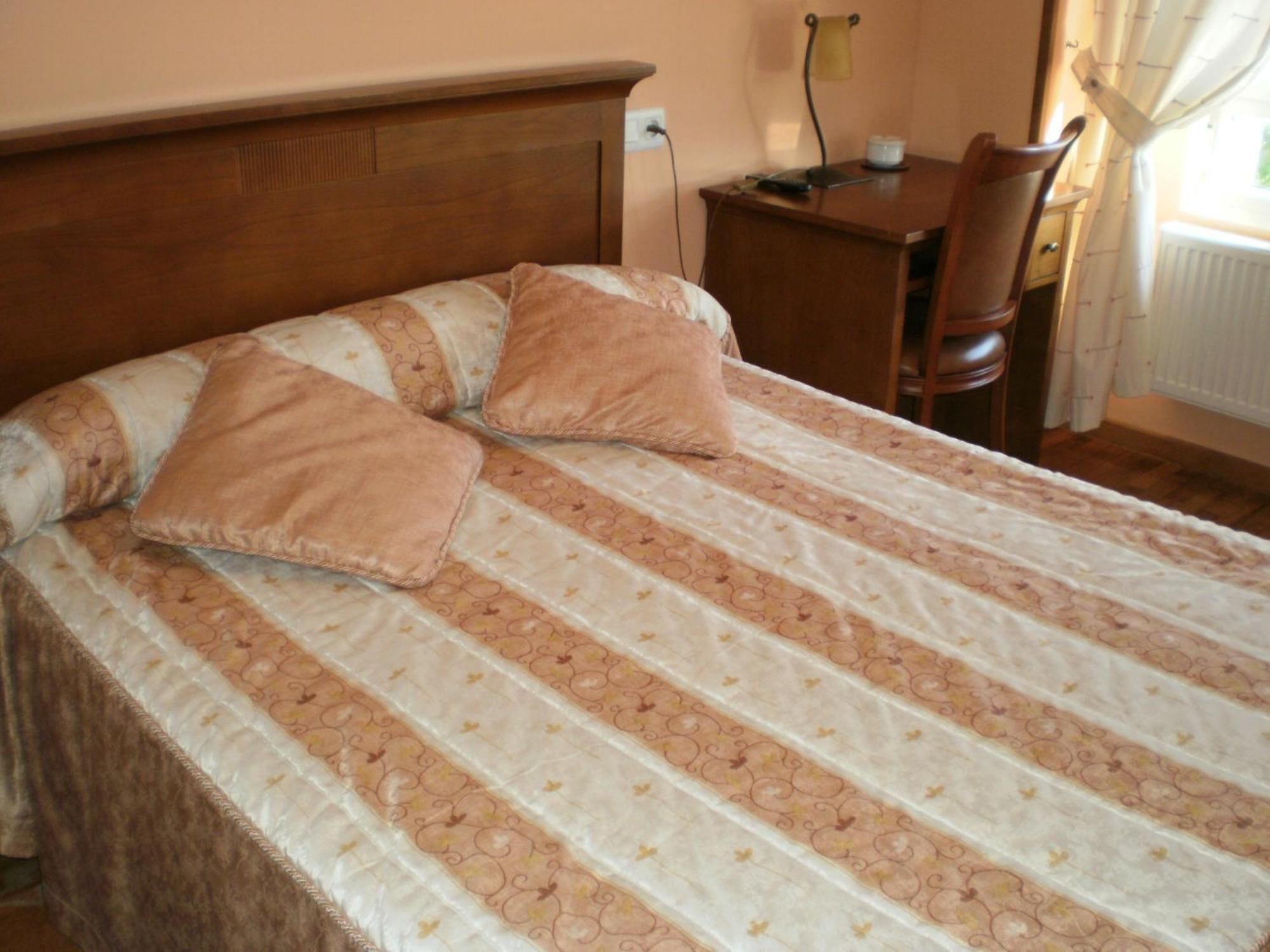 Hotel Los 14 Pravia Pokój zdjęcie