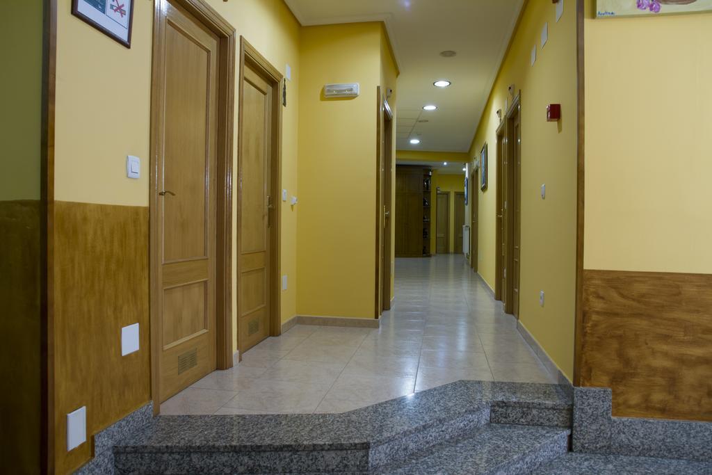Hotel Los 14 Pravia Zewnętrze zdjęcie