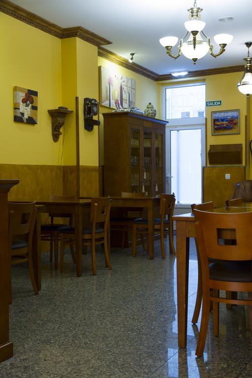 Hotel Los 14 Pravia Zewnętrze zdjęcie
