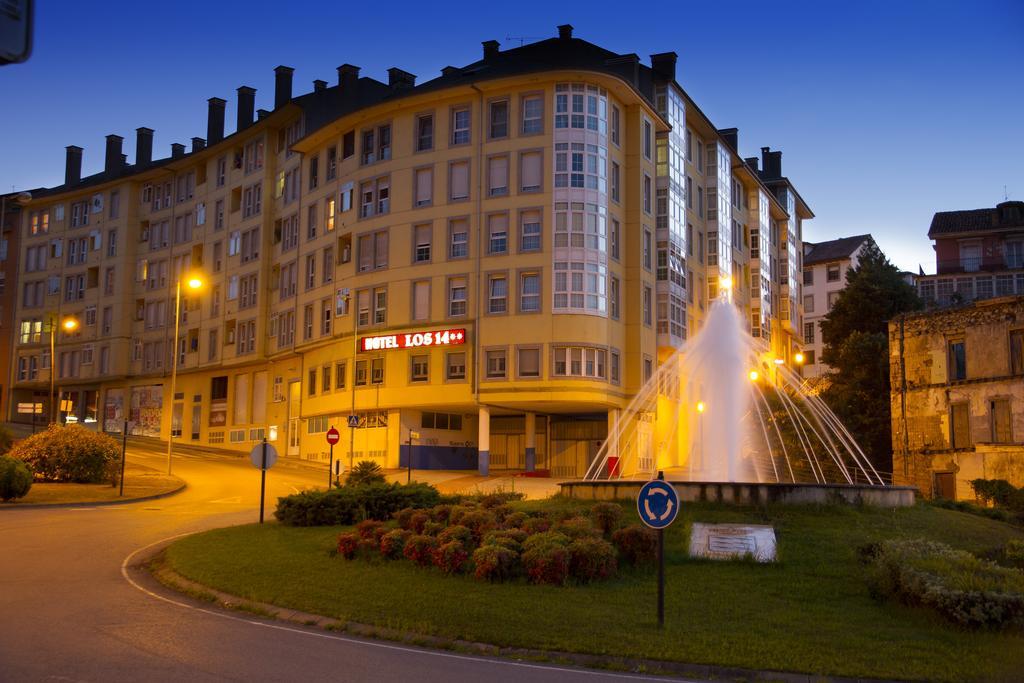 Hotel Los 14 Pravia Zewnętrze zdjęcie